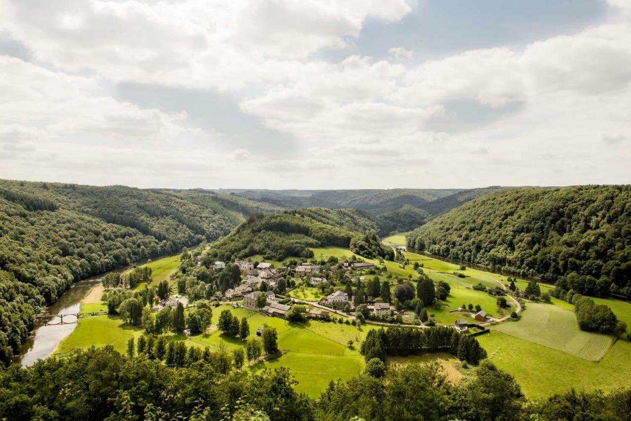 Bed and Breakfast L'orchidée Rochehaut Exterior foto