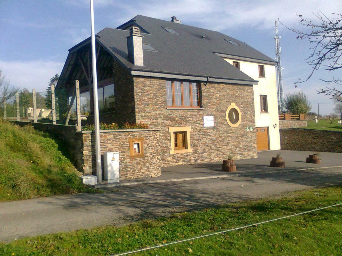 Bed and Breakfast L'orchidée Rochehaut Exterior foto