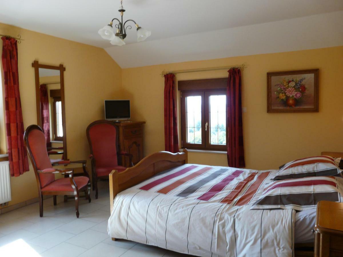 Bed and Breakfast L'orchidée Rochehaut Exterior foto