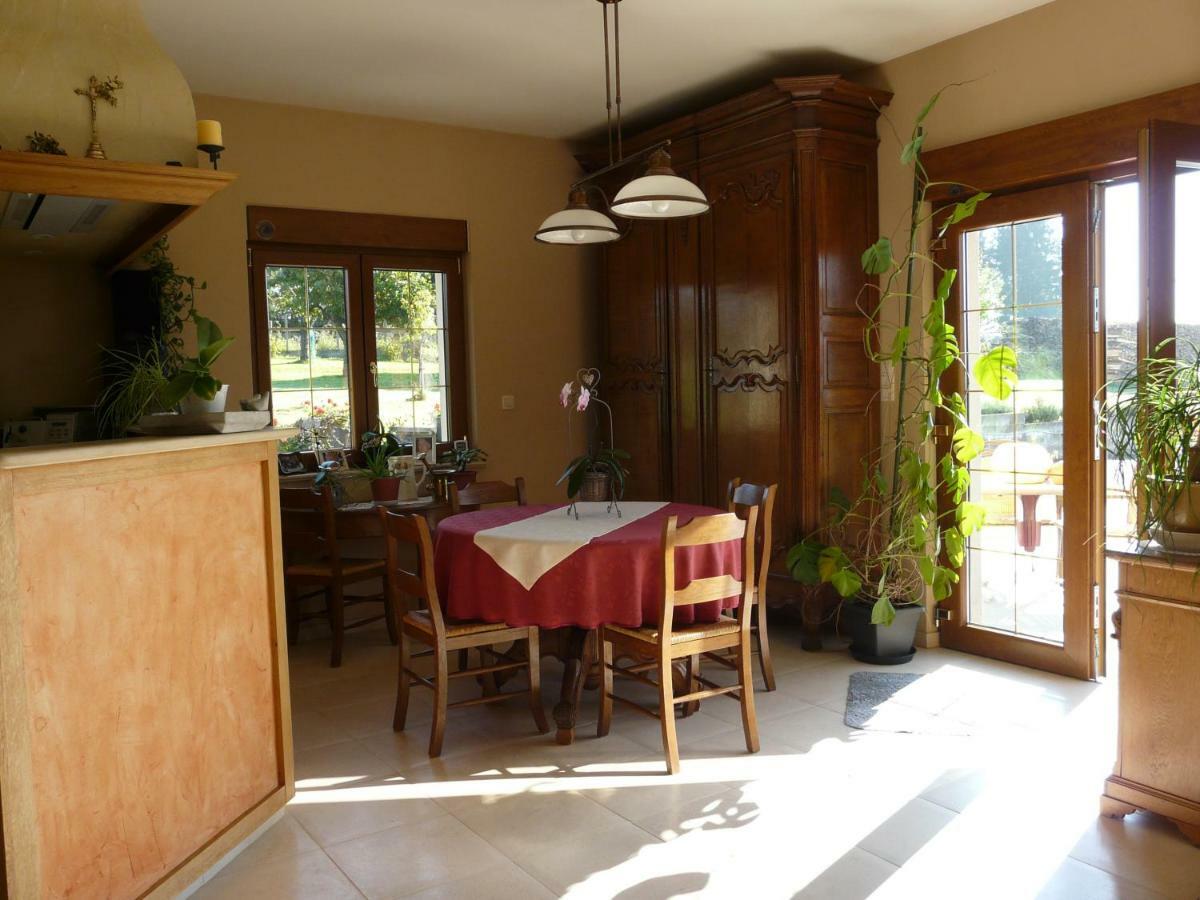 Bed and Breakfast L'orchidée Rochehaut Exterior foto
